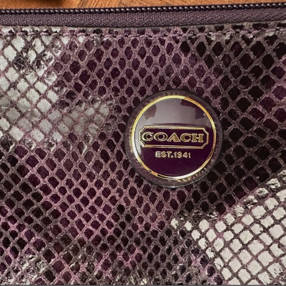 COACH Peyton Embossed Leather Snake Zipper Satchel Pouch Clutch Bag - Picture 7 of 9